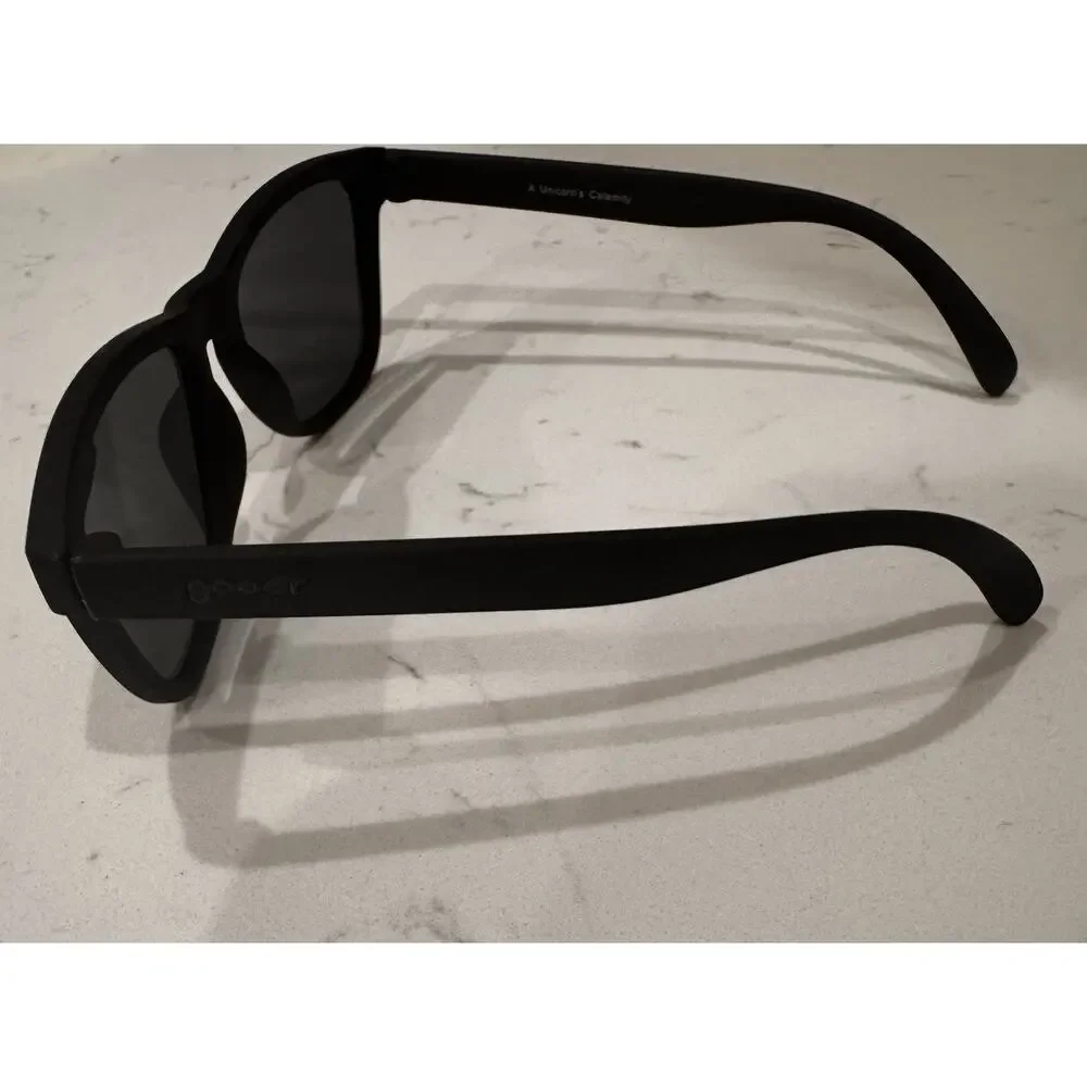 goodr OG “A Unicorns Calamity”Sunglasses Black